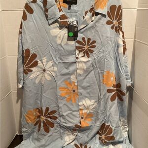 T100-Men’s No Boundaries Blue Hawaiian Floral Button Up shirt Size 5 X Large